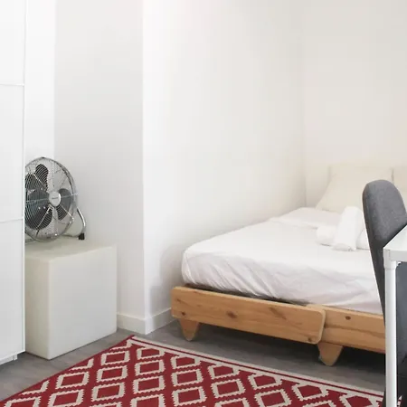 Duplex Attenant à La Halle Eiffel à Saint-ouen Appartement