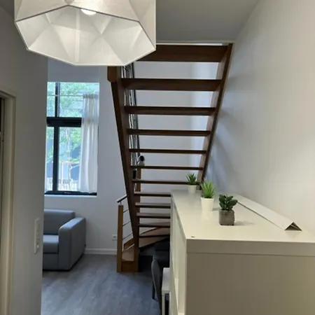 아파트 Duplex Adjoining The Eiffel Hall