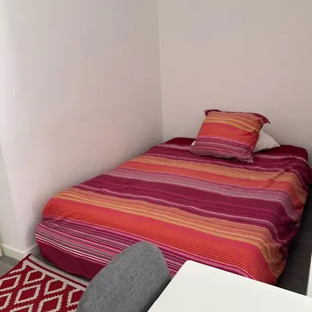 Appartement Duplex Attenant à La Halle Eiffel à Saint-ouen *